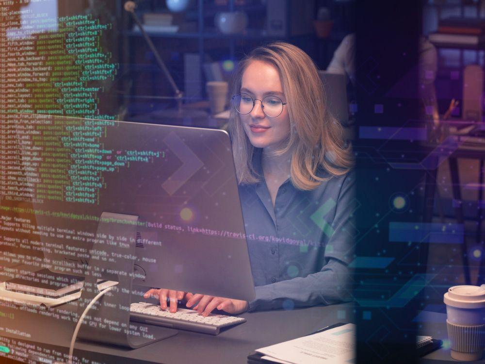 Ready-made software or a custom application – which should you choose?